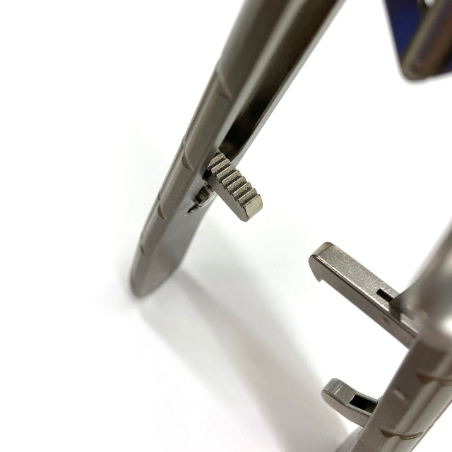 Training Needle Holder – Curved Left